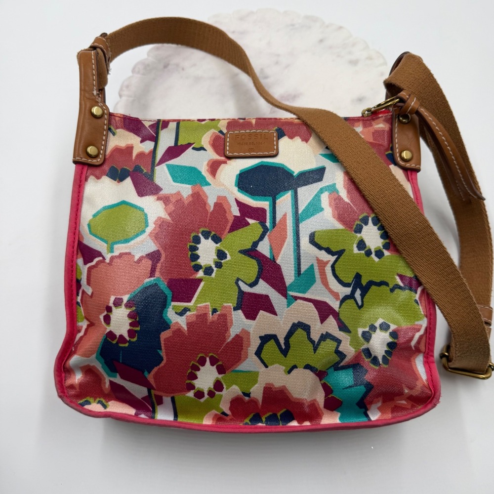 Fossil Issue No. 1954 Floral Coated Canvas Crossbody Bag Multicolor Pink Green